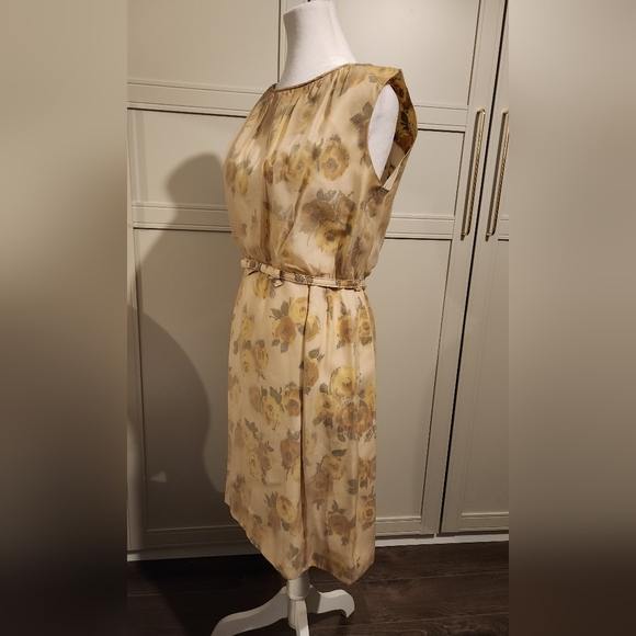 Vintage Floral Dress - Picture 7 of 10